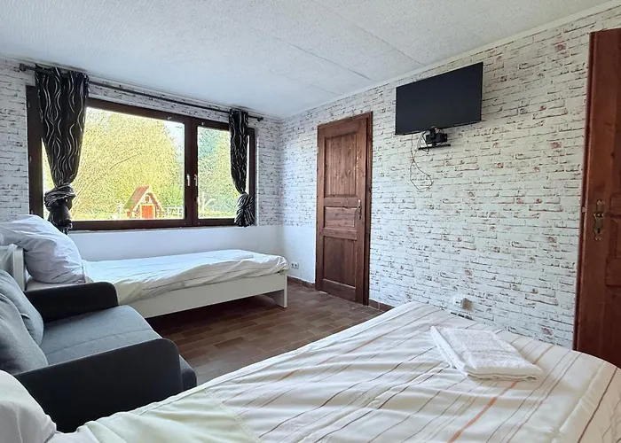 Monteurhaus In Ruhige Lage, Kueche & Parkplatz Inklusive